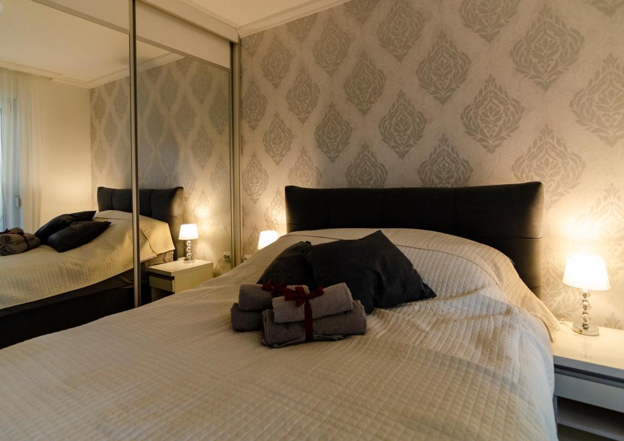 Apartman Mdb Lux スボティツァ エクステリア 写真