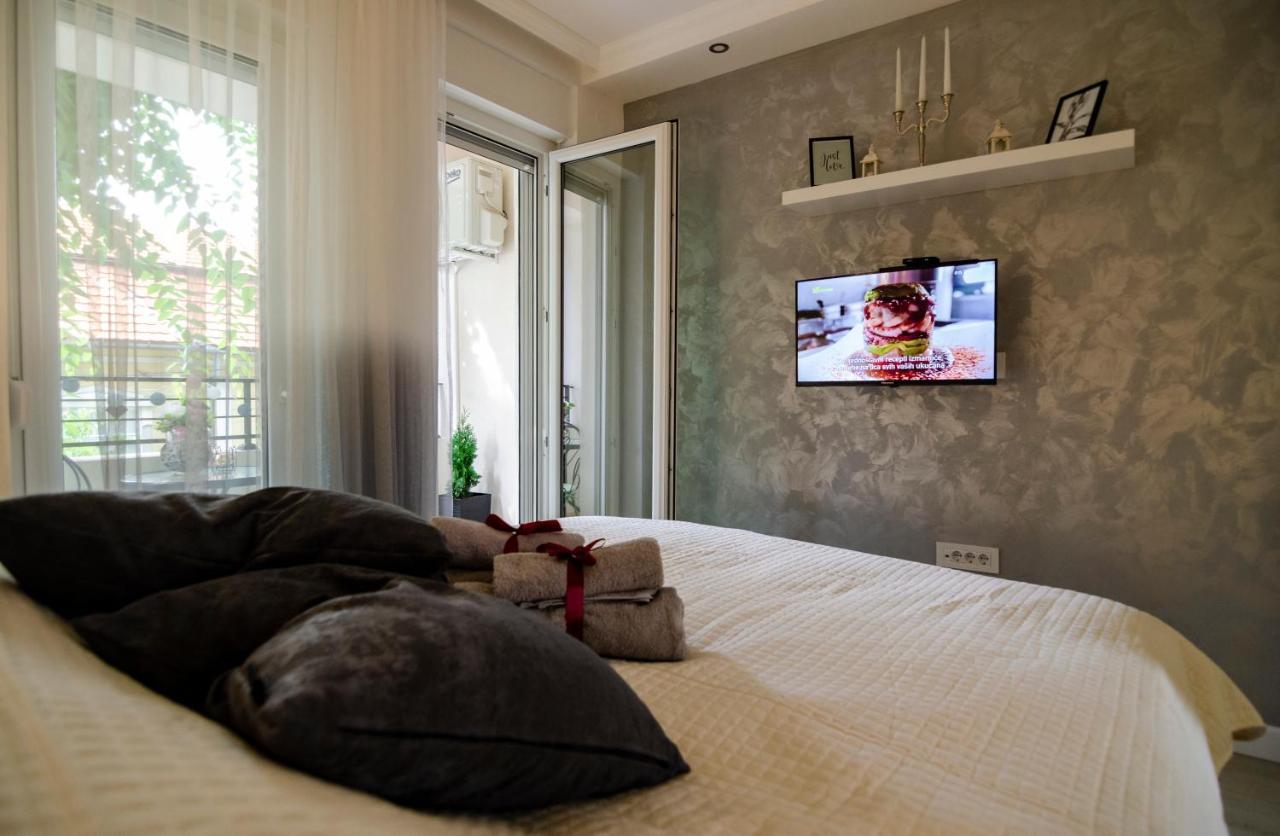 Apartman Mdb Lux スボティツァ エクステリア 写真